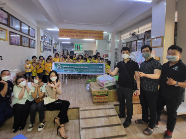Big Invest Group  tổ chức chương trình từ thiện Trao yêu thương cho trẻ em mồ côi có hoàn cảnh khó khăn tại Mái ấm Tâm Đức -  Chùa Linh Sơn Quận 4